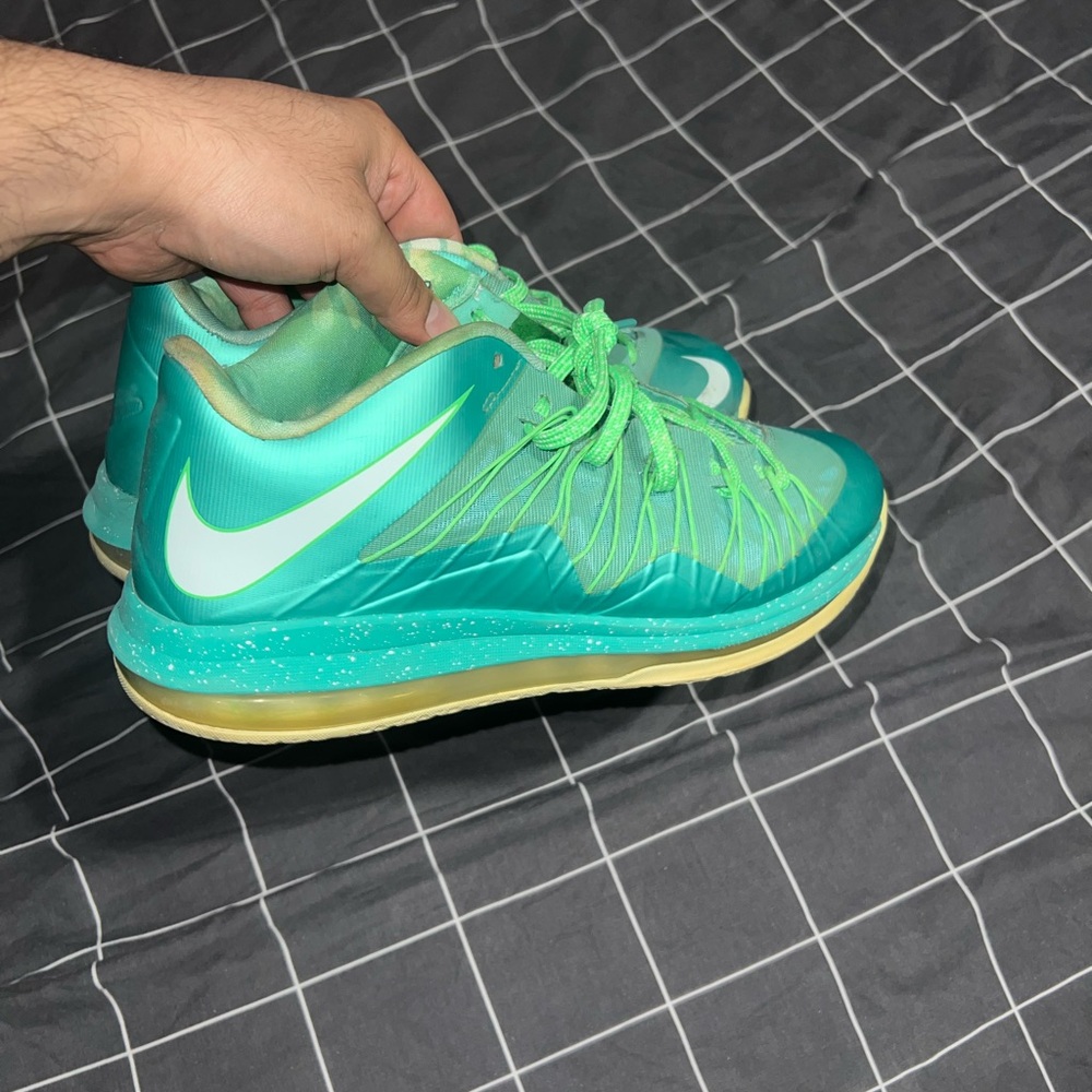 LeBron X - Easter